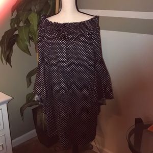 Woman’s 3/4 Bell sleeved dress, size XL